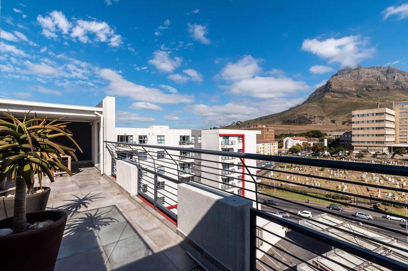 2 Bedroom Property for Sale in Observatory Western Cape